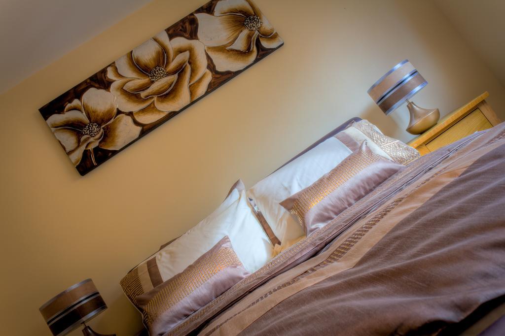The Lindley Suite - Simple2Let Serviced Apartments Хаддерсфилд Экстерьер фото