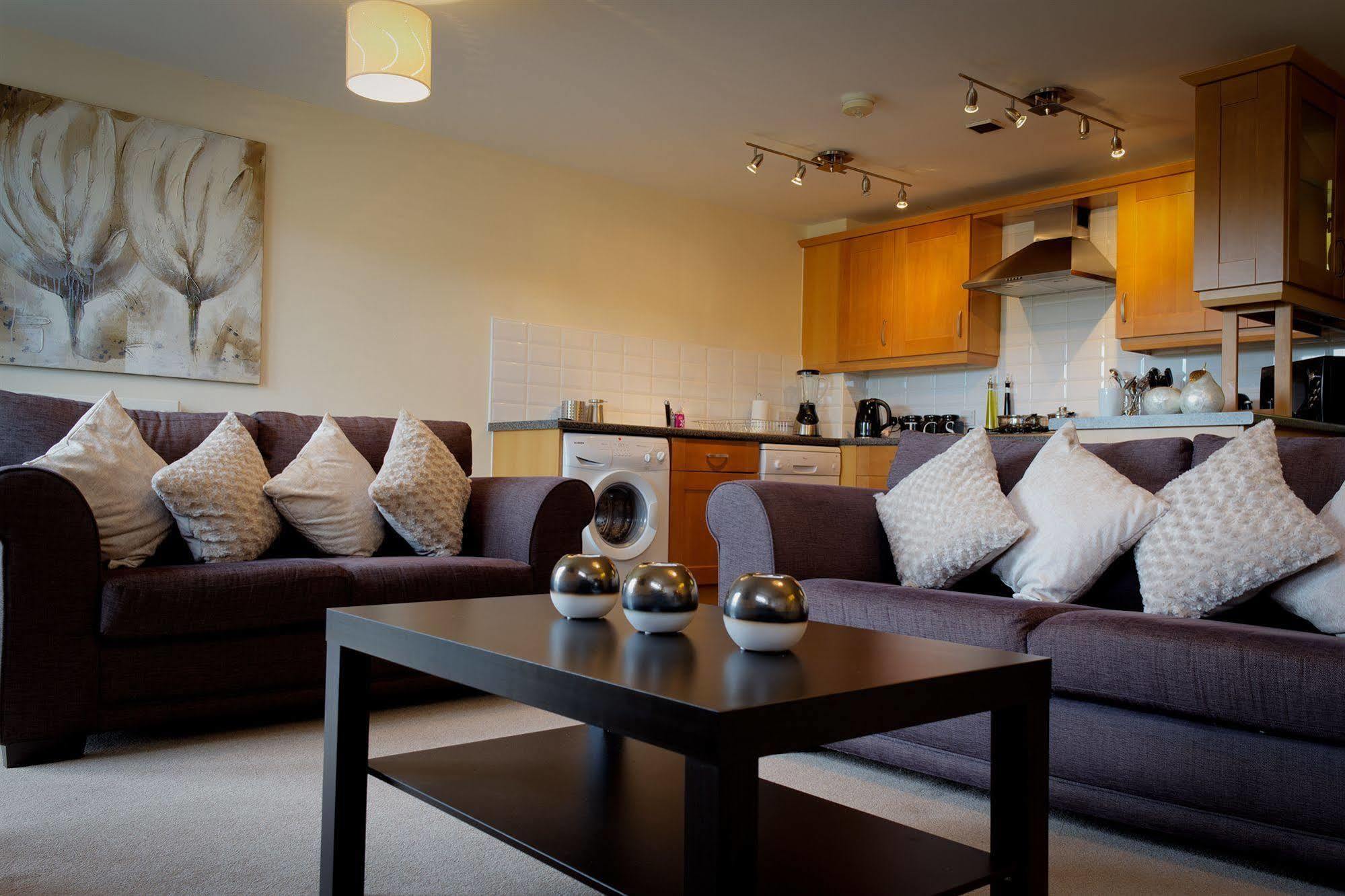 The Lindley Suite - Simple2Let Serviced Apartments Хаддерсфилд Экстерьер фото