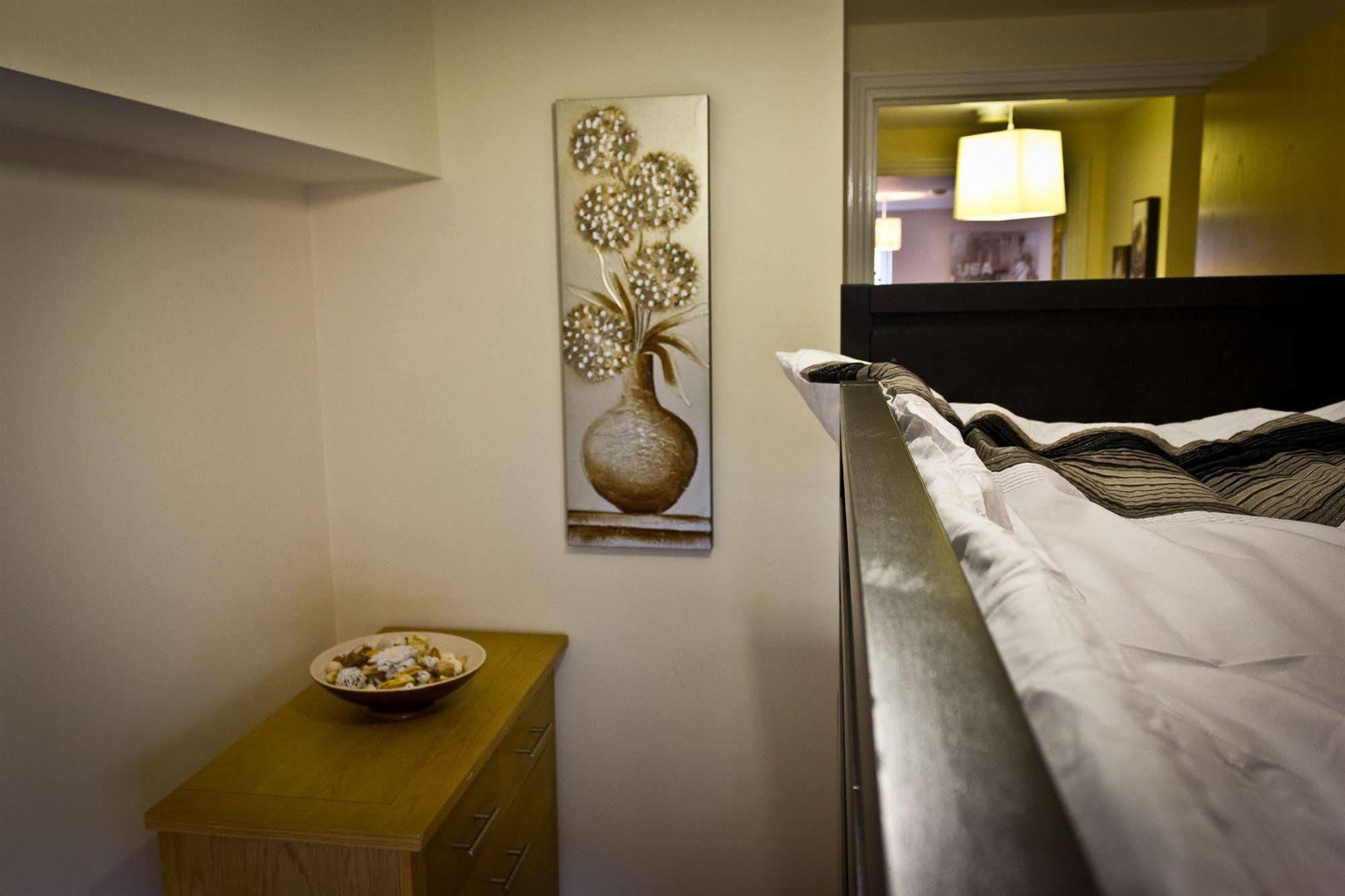 The Lindley Suite - Simple2Let Serviced Apartments Хаддерсфилд Экстерьер фото